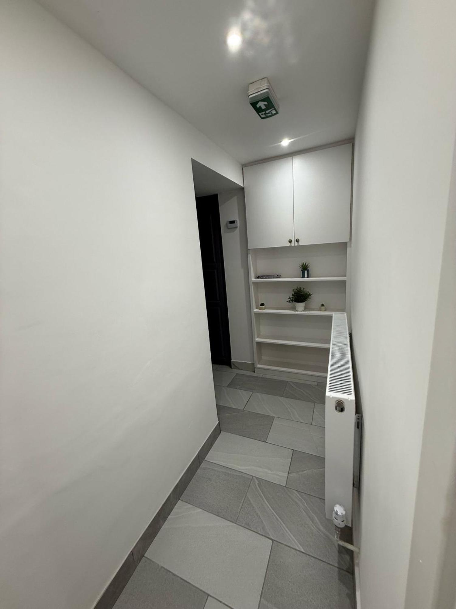 Bell Street 2 Bedroom Flat B * Londres
